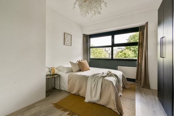 Medium property photo - Van Oldenbarneveldtstraat 52M, 1052 KC Amsterdam